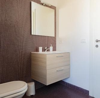 Udine Apartment | Double Private Parking, 2 Bedrooms & 2 Bathrooms - Elegant Apartment in Old Town