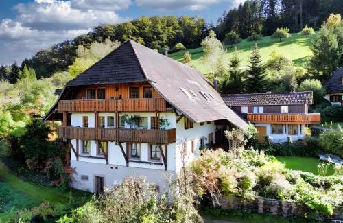 Schuttertal House | Double Room Apple Blossom