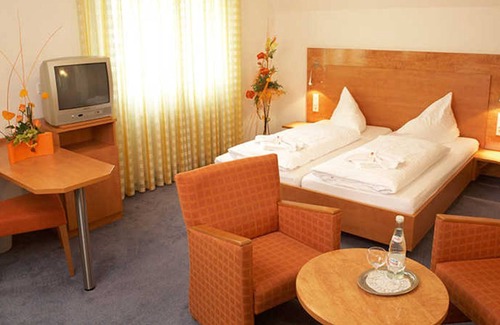 Rust Cottage | Double room comfort with WC and shower incl. Breakfast - Hotel Restaurant Löwen