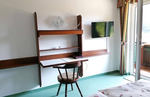 Hinterstoder Hotel | Double room "Sunshine" with shower/WC - Hotel garni Landhaus Bürtlmair *