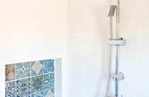 Pera House | Double Room with Private Bathroom - Lima4