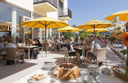 Allensbach Apartment | Double room with shower/WC category B