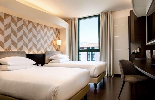Solbiate Olona Hotel | DoubleTree by Hilton Milan Malpensa Solbiate Olona