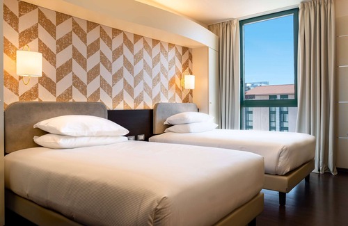Solbiate Olona Hotel | DoubleTree by Hilton Milan Malpensa Solbiate Olona