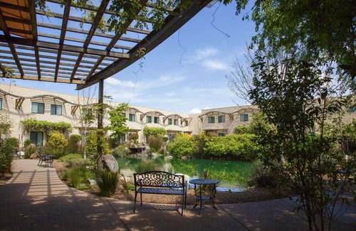 American Canyon Hotel | DoubleTree by Hilton Napa Valley - American Canyon