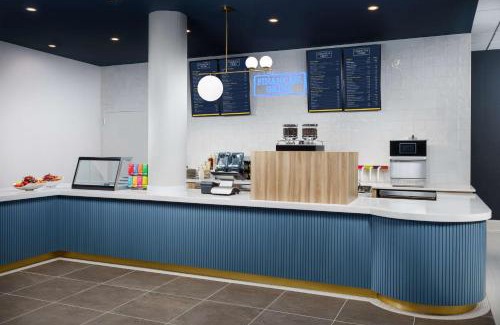 Charlotte Center City Hotel | DoubleTree by Hilton Charlotte City Center