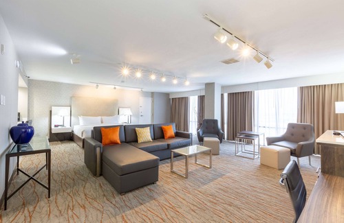 Richardson Hotel | DoubleTree by Hilton Dallas - Richardson