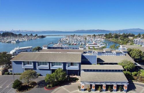 Berkeley Hotel | DoubleTree by Hilton Hotel Berkeley Marina