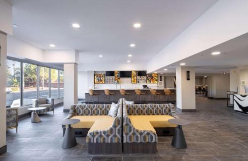 Livermore Hotel | DoubleTree by Hilton Livermore, CA