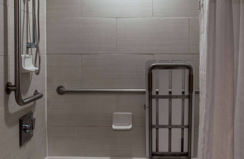 New Bern Hotel | DoubleTree by Hilton New Bern Riverfront