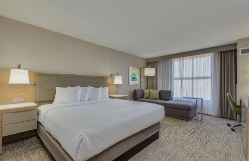Chandler Hotel | DoubleTree by Hilton Phoenix Chandler