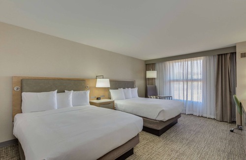 Chandler Hotel | DoubleTree by Hilton Phoenix Chandler