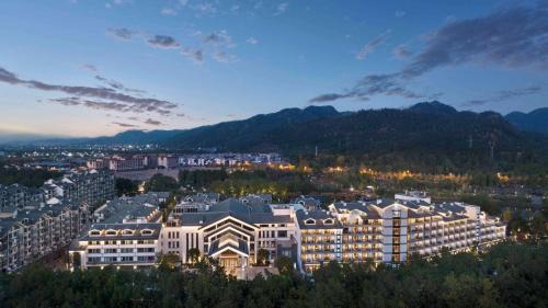 Jiaojiang Hotel | Doubletree By Hilton Taizhou Shenxianju