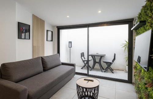 Vitrolles Apartment | Douceur du sud