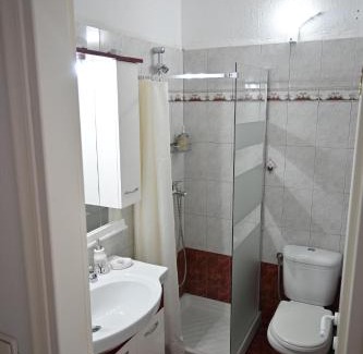 Paralia Ofryniou Apartment | Doukas Aparthotel