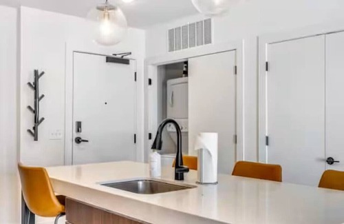 Pendleton Apartment | Downtown 2 Bedrooms – Steps from Dining & Offices