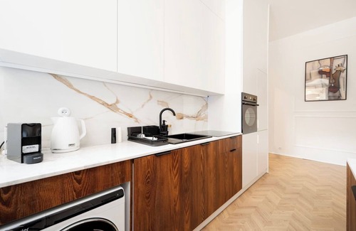 Srodmiescie Apartment | Downtown Apt - Parking, Piotrkowska St. Nearby - by Rentujemy