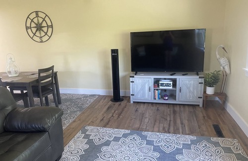Cape Vincent Apartment | Downtown Cape Vincent On Broadway