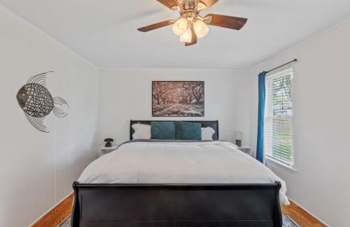 Lake Charles House | Downtown Cottage in Lake Charles LA