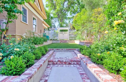 Paso Robles House | Downtown Diggs-Dig into Expansive luxury in Downtown Paso Robles- New Spa!
