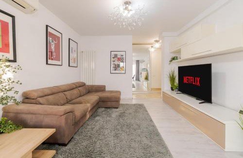 Sector 2 Apartment | Downtown Floreasca Penthouse with Jacuzzi&Sauna