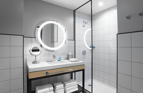 Downtown Las Vegas Hotel | Downtown Grand Las Vegas
