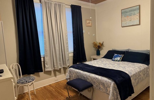 Houma House | Downtown Houma, LA - Near Main St and Courthouse