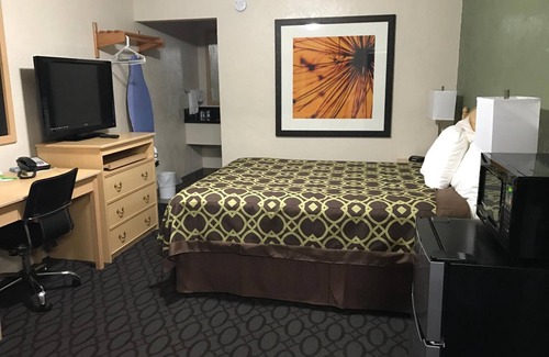 Downtown Eugene Hotel | Downtown Inn
