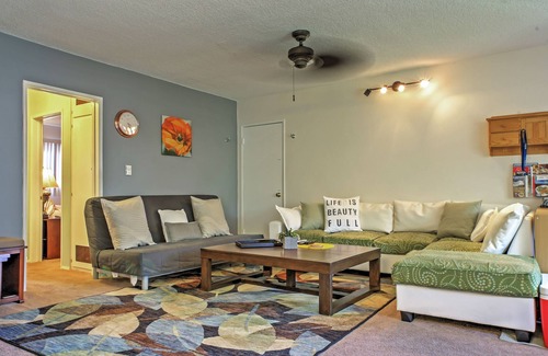 Willmore Condo | Downtown Long Beach Condo - 1 Mile to Boardwalk!