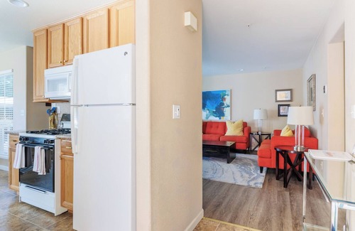 Napa Condo | Downtown Napa! Unit A Walk to Everything!