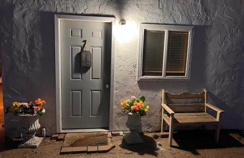 Garfield House | Downtown Private Guesthouse