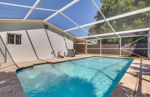 South Corals House | Downtown Retreat with Heated Pool & Backyard Patio