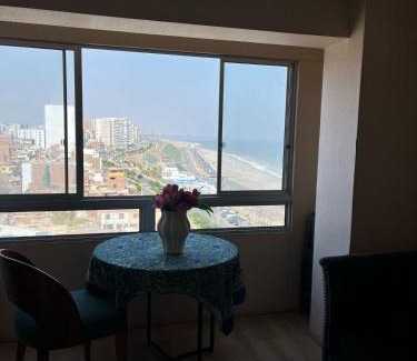 La Perla Apartment | Dpto en av costanera edificio torre mar