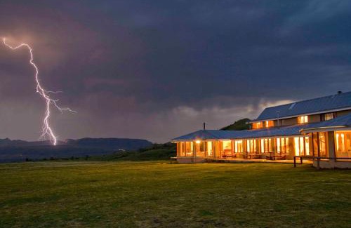Maluti a Phofung House | Drakensberg Mountain Retreat