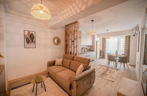 Mamaia-Sat Apartment | Dream luxury apartments in Infinity pool Spa resort