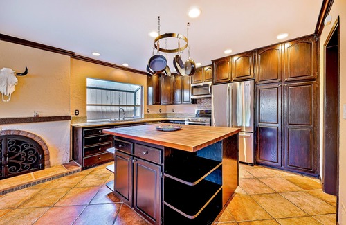 Olde Carlsbad House | Dreamy SoCal home near the beach with pool, hot tub, pool table, grill & firepit