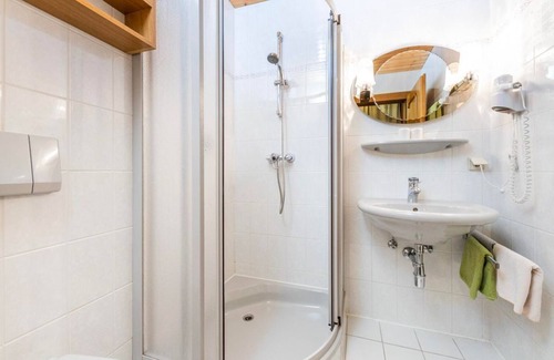 Untertschern Bed & Breakfast | Dreibettzimmer - Frühstückspension Appartements Wasserer