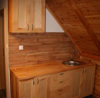Radvan Apartment | drevená chatička nad Králikami