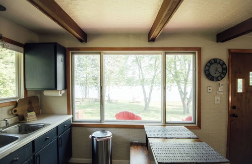 Whiteface Reservoir Cabin | Driftwood Dreams Escape | Island Lake Cabin