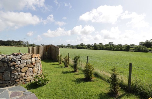 Llanerchymedd Cottage | Drws y Gorlan