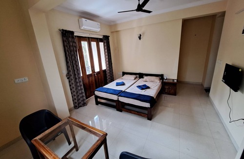 Bardez Hotel | Dsouzas Guest House