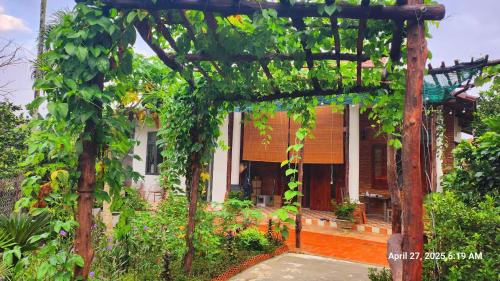 Ta Lai House | Du Yên Garden Of Blessings