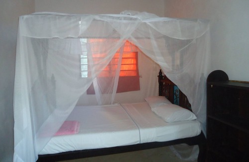 Shela Hotel | Dudu Villas N Backpackers