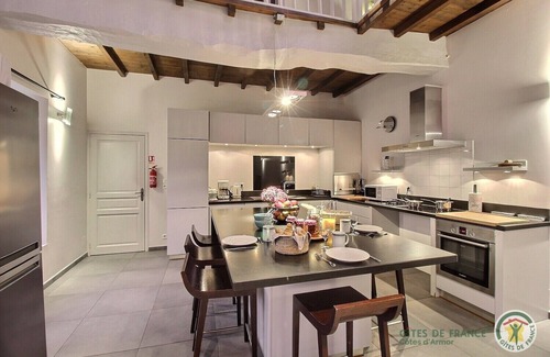 Paimpol House | Duke du Manoir - PAIMPOL