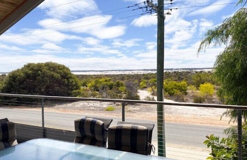 Lancelin House | Dune View is a premium and stunning holiday home.