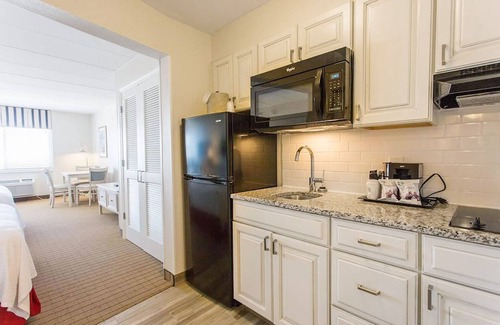 Ocean City Hotel | Dunes Suites Oceanfront