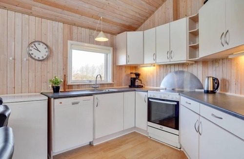 Næs House | "Dunya" - 400m from the sea by Interhome