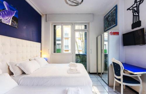 Centro Storico House | Duomo Milan Luxury House terrace parking garden 8 bed