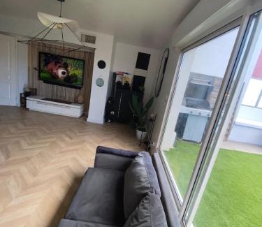 La Lironde Apartment | Duplex 120m ,50m terrasse proche centre et mer