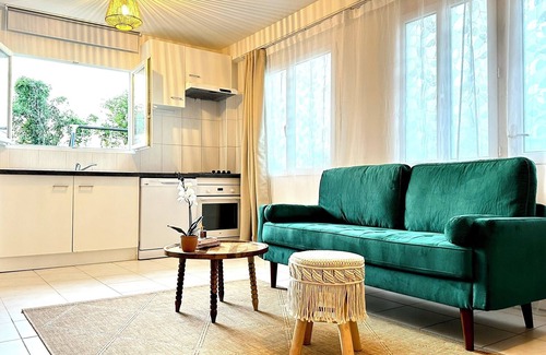 Goussainville House | Duplex Avec Jacuzzi Proche Paris et Aéroport Roissy CDG Charles-de-gaulle